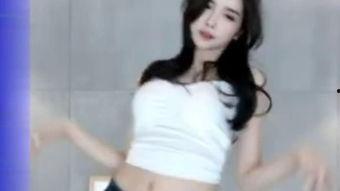 韩国女主播夏娃全集bt,韩国女主播的激情全记录  第3张