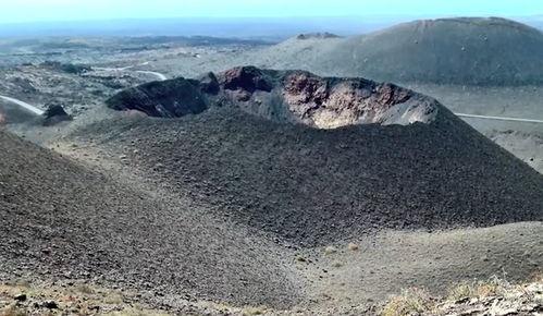 搞笑的火山,揭秘搞笑火山背后的神奇魅力  第1张