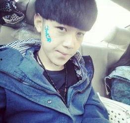 现实照片男,阳光少年风采瞬间